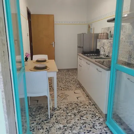 Colombi 38 * Κάλιαρι